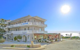 Falassarna Beach studios&apartments